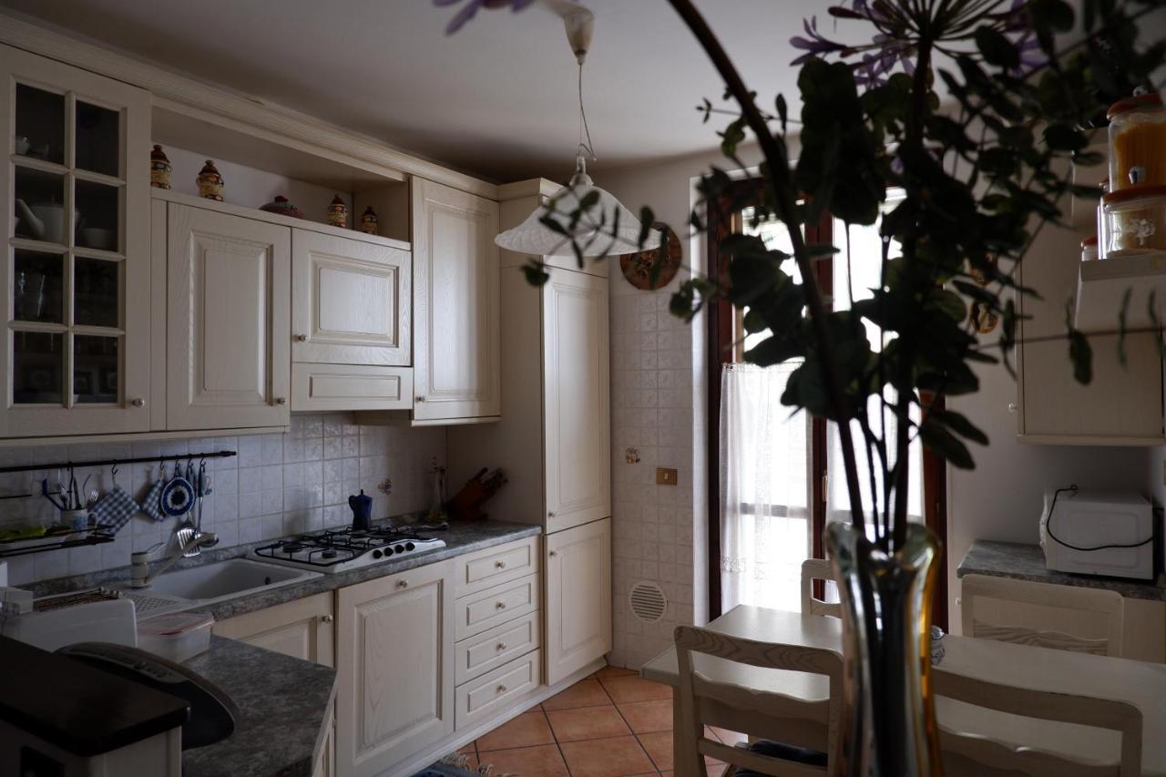 Latte E Menta Bed & Breakfast Motta Visconti Exterior photo